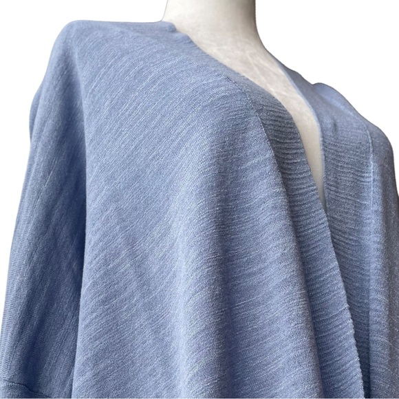 LOFT Textured Open Poncho Cardigan Sweater Blue
Periwinkle Hydrangea Blue XS NWT - Picture 3 of 9